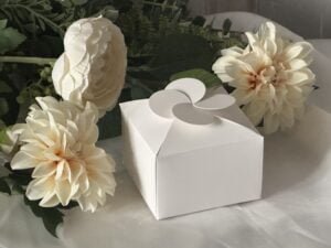 Cutie cu închidere tip petale - imagine 3