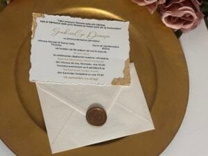 Invitatie rupta cu foita aurie