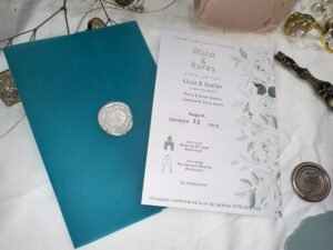 Invitatie vellum verde