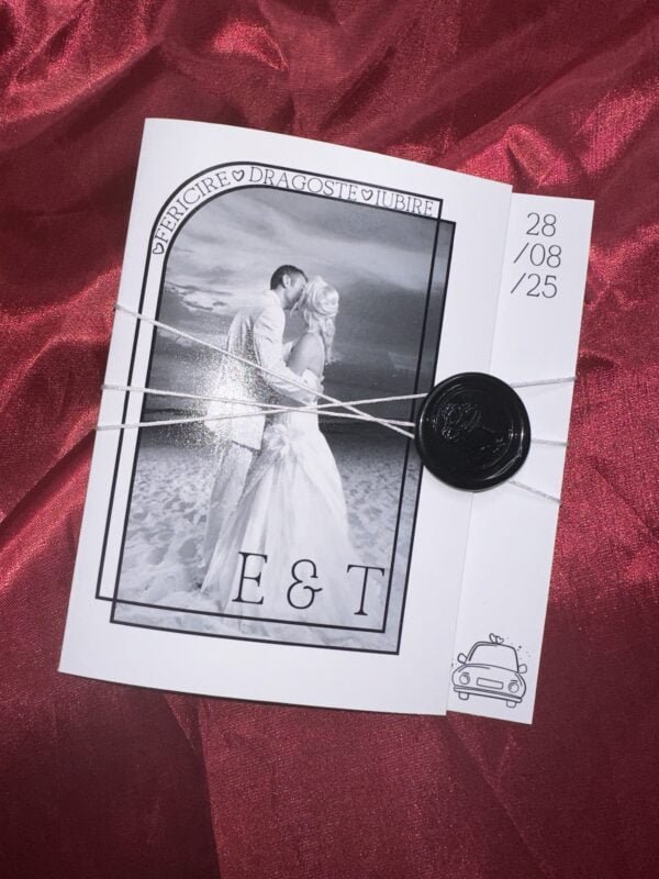 Invitatie alb-negru