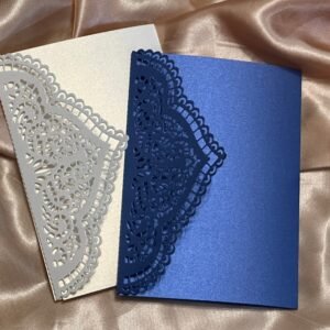Invitatii elegante cu decupaje