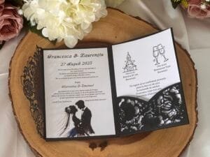 Invitatie eleganta cu decupaje - imagine 3