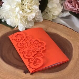 Invitatii elegante cu decupaje