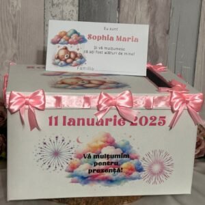 Cutie dar personalizată cu urs pe nori