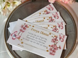 Plic de dar botez – model fluturi și flori roz