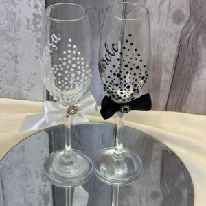 Personalised Wedding Glasses with Bow & Pearl Details