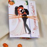 Invitație Nuntă Personalizată cu Șnur și Perlă