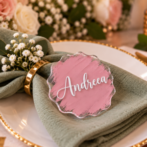 Placecard acrilic personalizat cu nume | Contur ondulat rotund