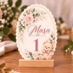 Număr de masă personalizat din carton – Model Botez Amor Bordeaux